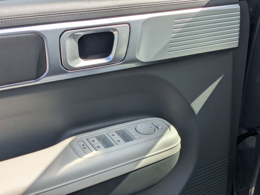 Thumbnail: 2025 Hyundai Santa Fe - 13