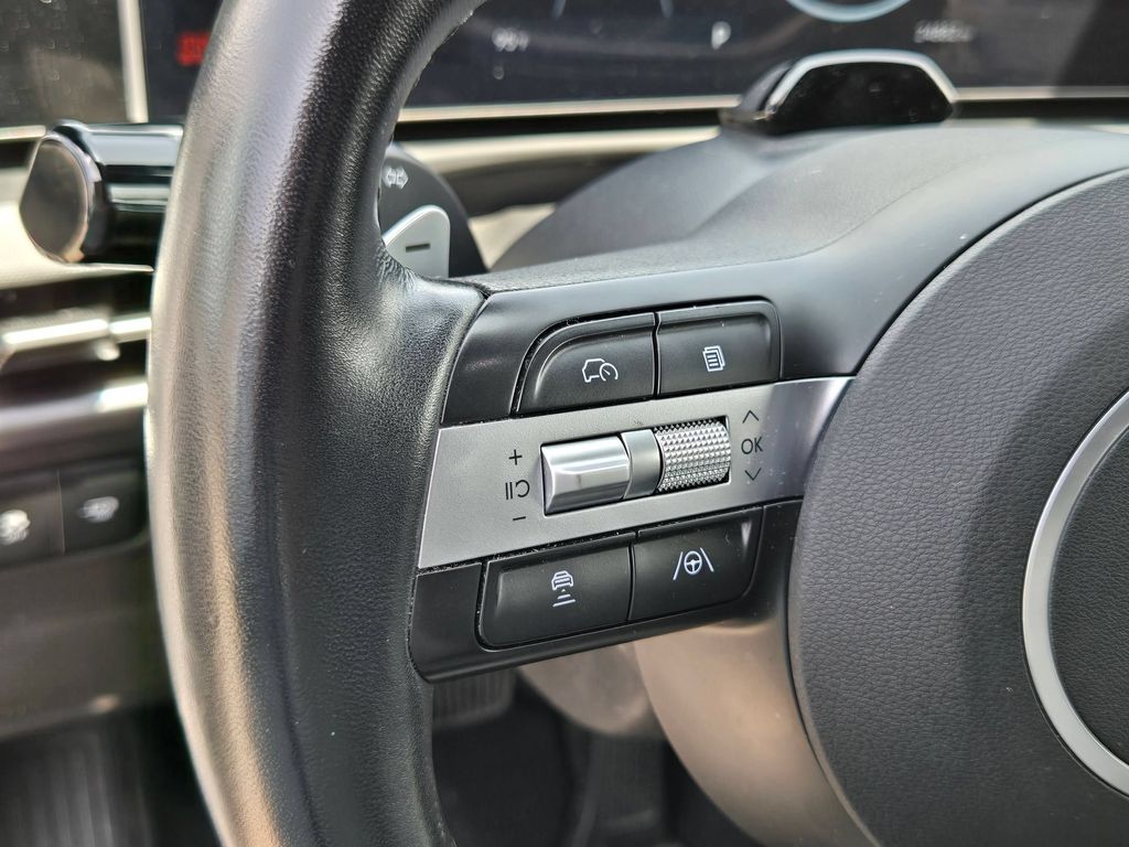 2025 Hyundai Santa Cruz Limited - Photo 17