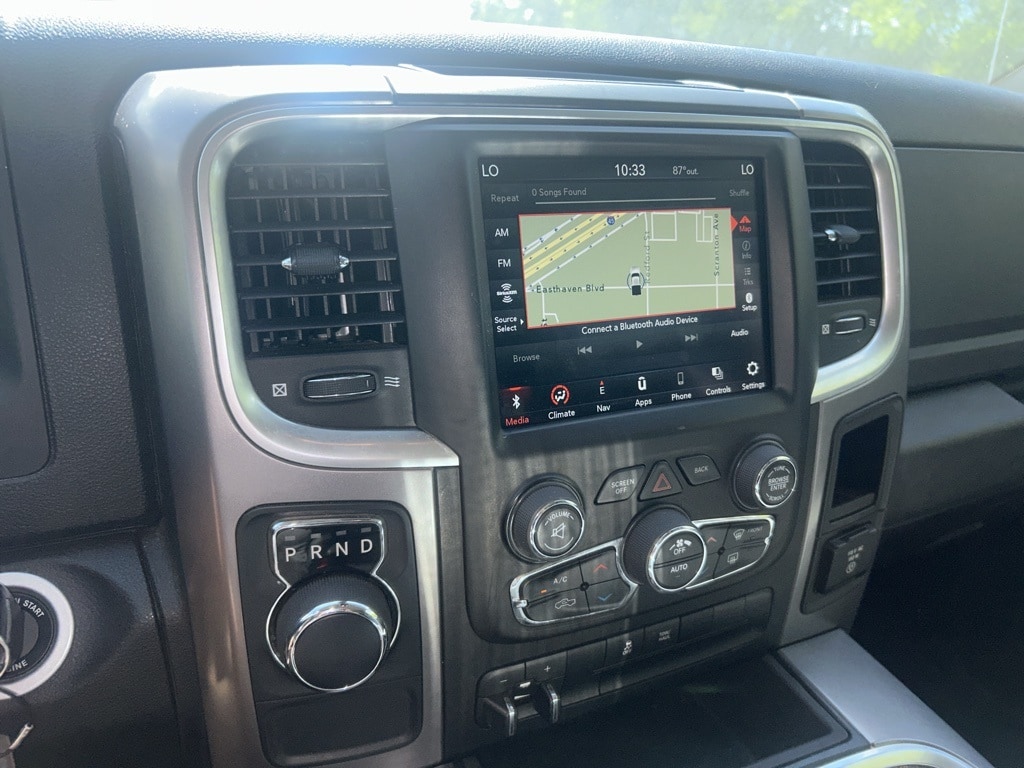 Thumbnail: 2023 RAM 1500 Classic - 8