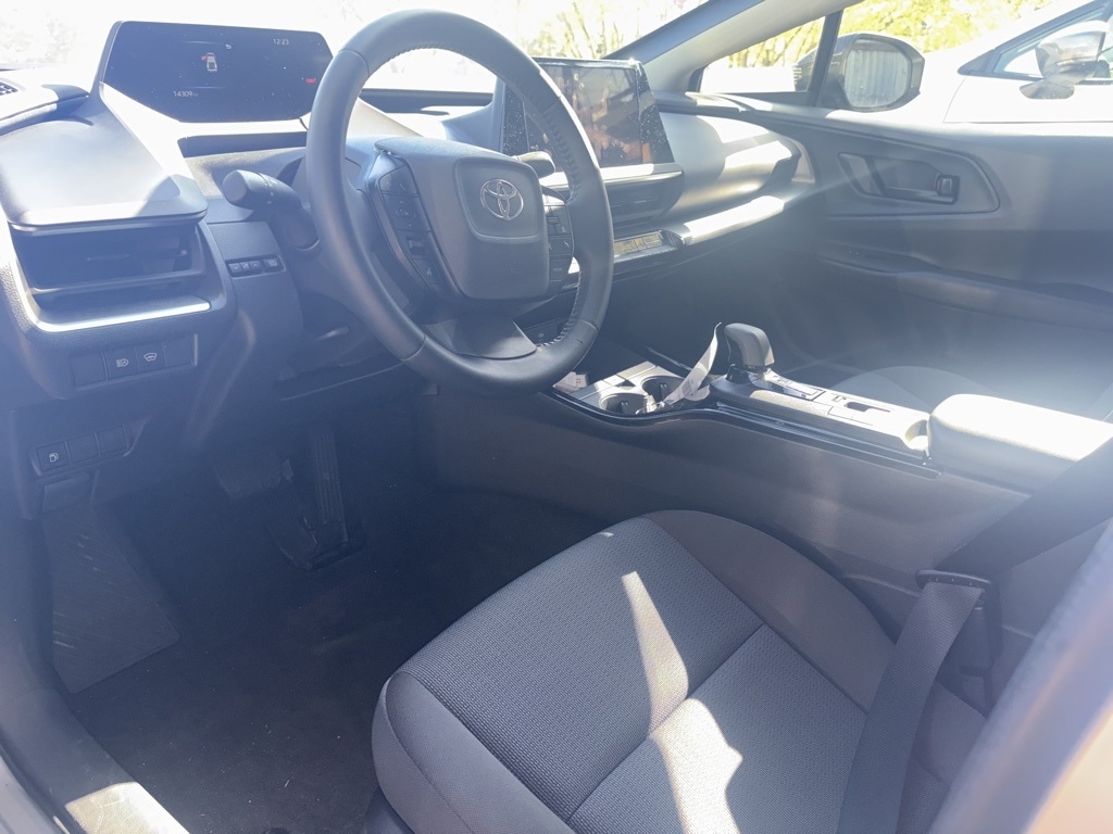 Thumbnail: 2025 Toyota Prius - 7