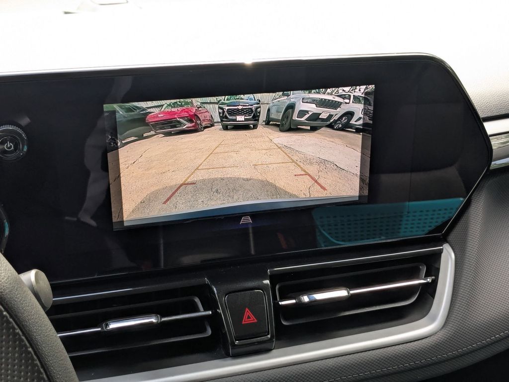 Thumbnail: 2025 Chevrolet TrailBlazer - 18