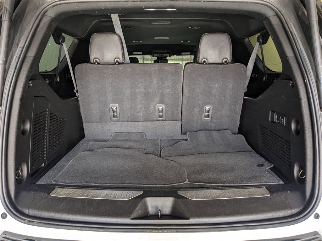 Thumbnail: 2023 Chevrolet Suburban - 28