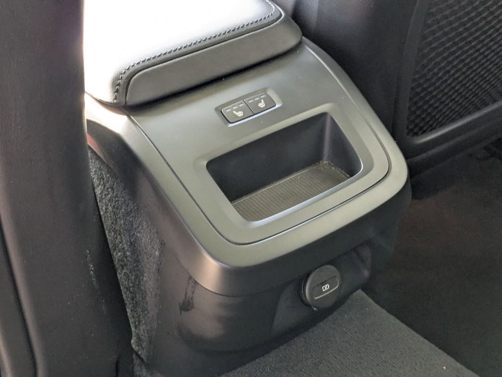 Thumbnail: 2025 Volvo S60 - 27