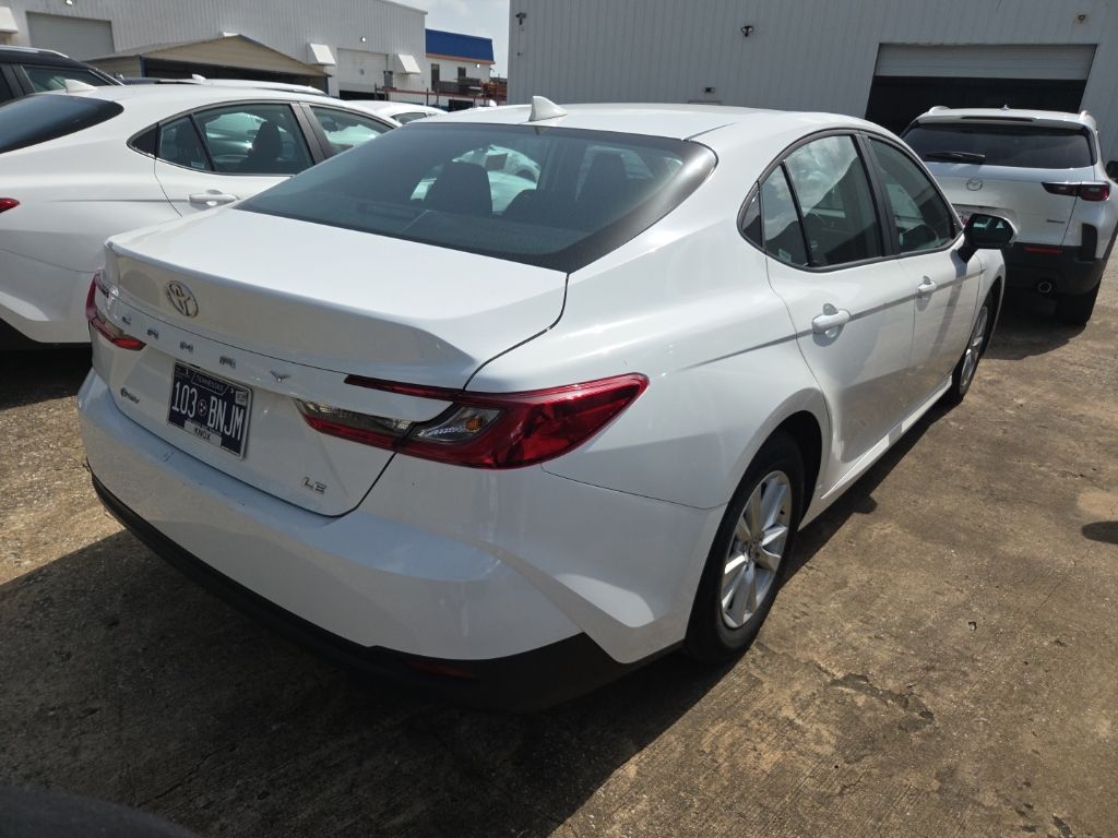 Thumbnail: 2025 Toyota Camry - 9