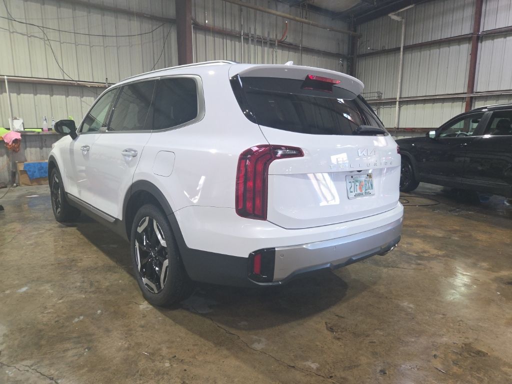 Thumbnail: 2025 Kia Telluride - 9