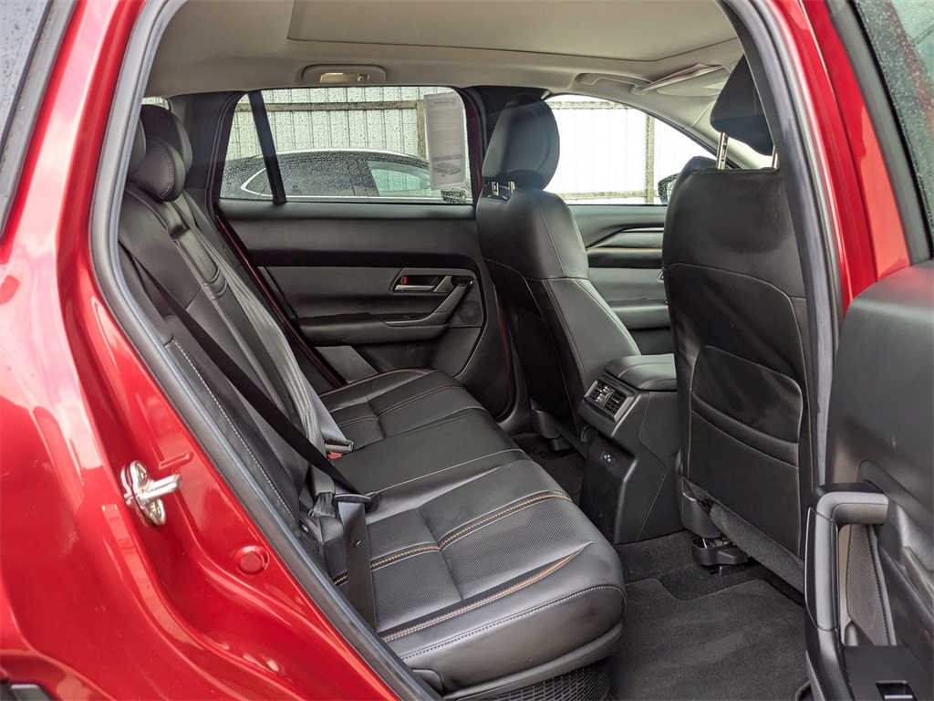 Thumbnail: 2025 Mazda CX-50 - 31