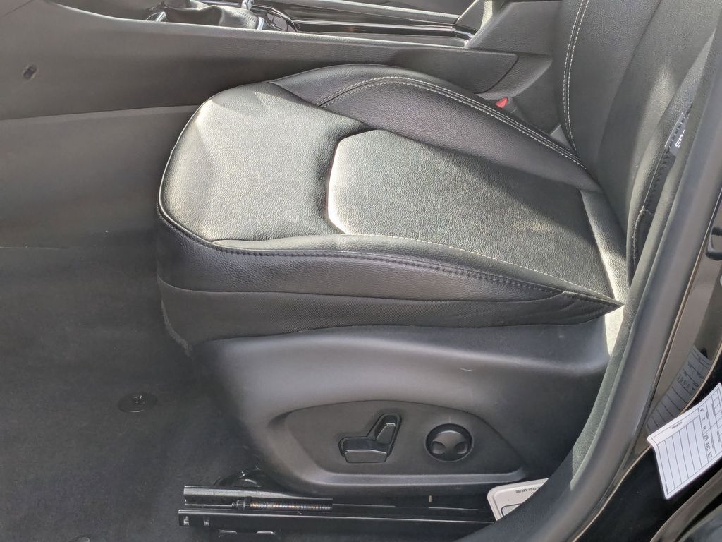 Thumbnail: 2025 Jeep Compass - 21