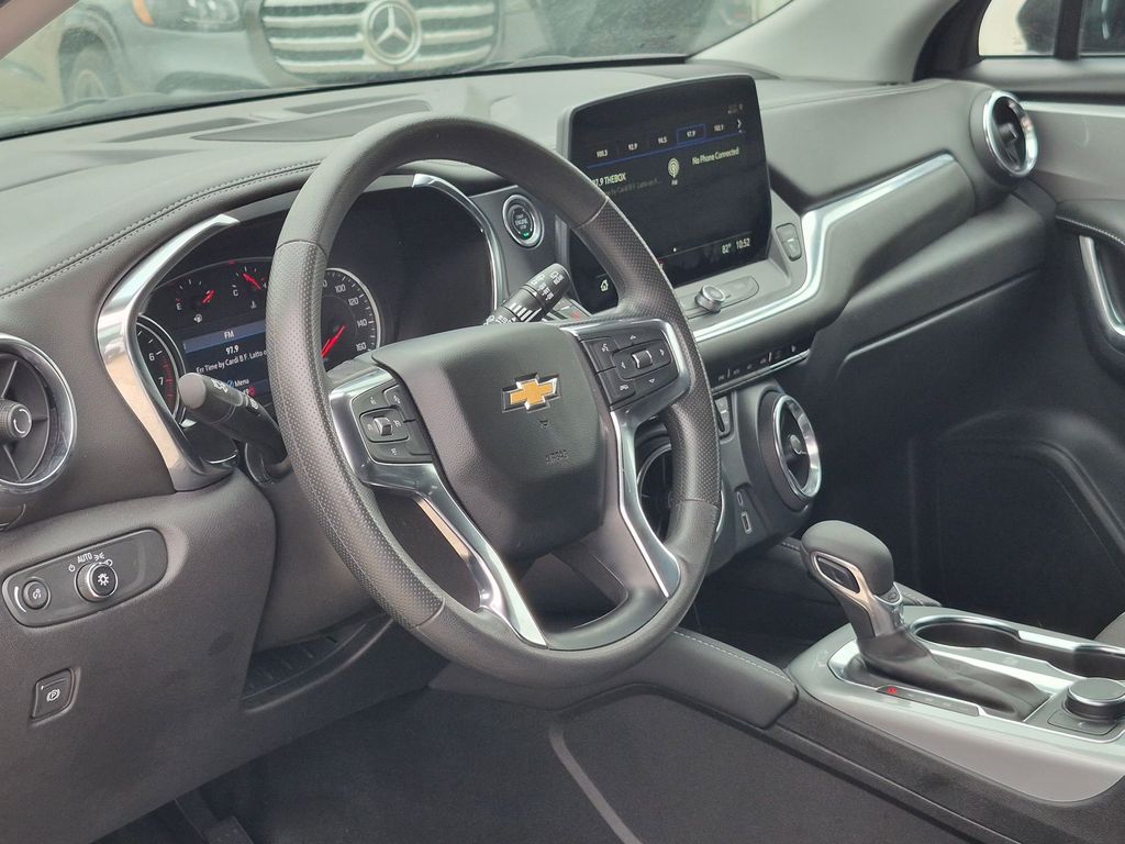 Thumbnail: 2025 Chevrolet Blazer - 14
