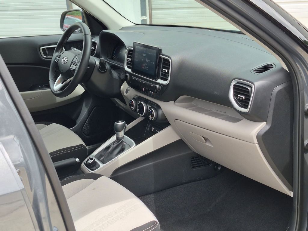 Thumbnail: 2025 Hyundai Venue - 29