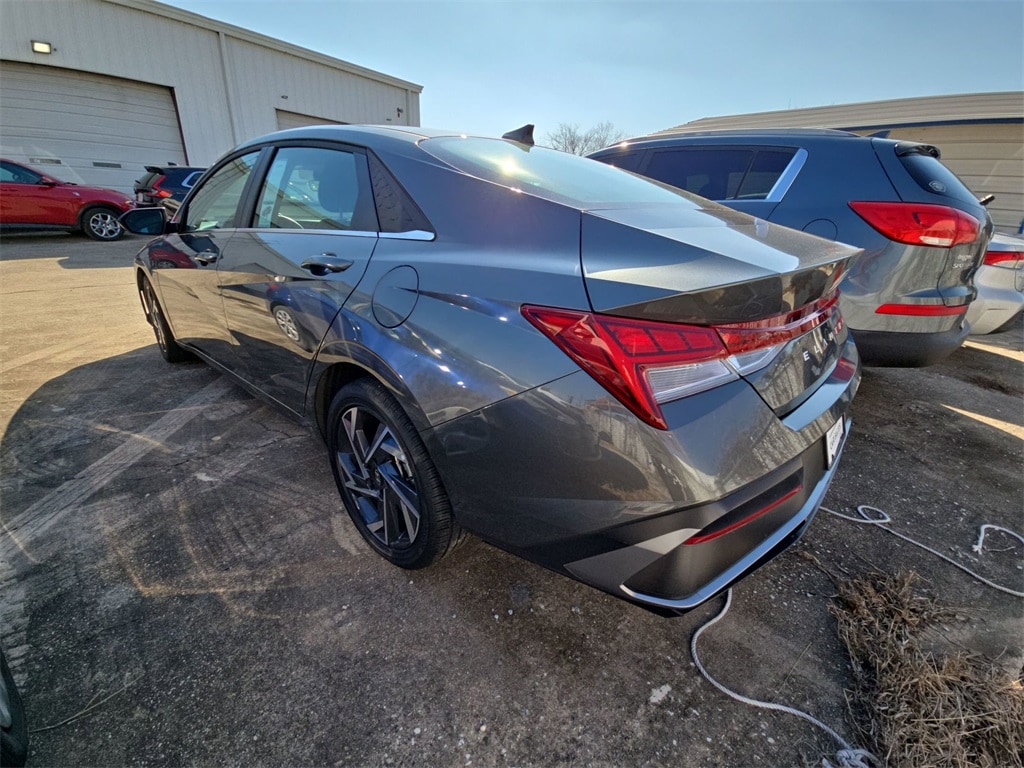 Thumbnail: 2025 Hyundai Elantra - 6