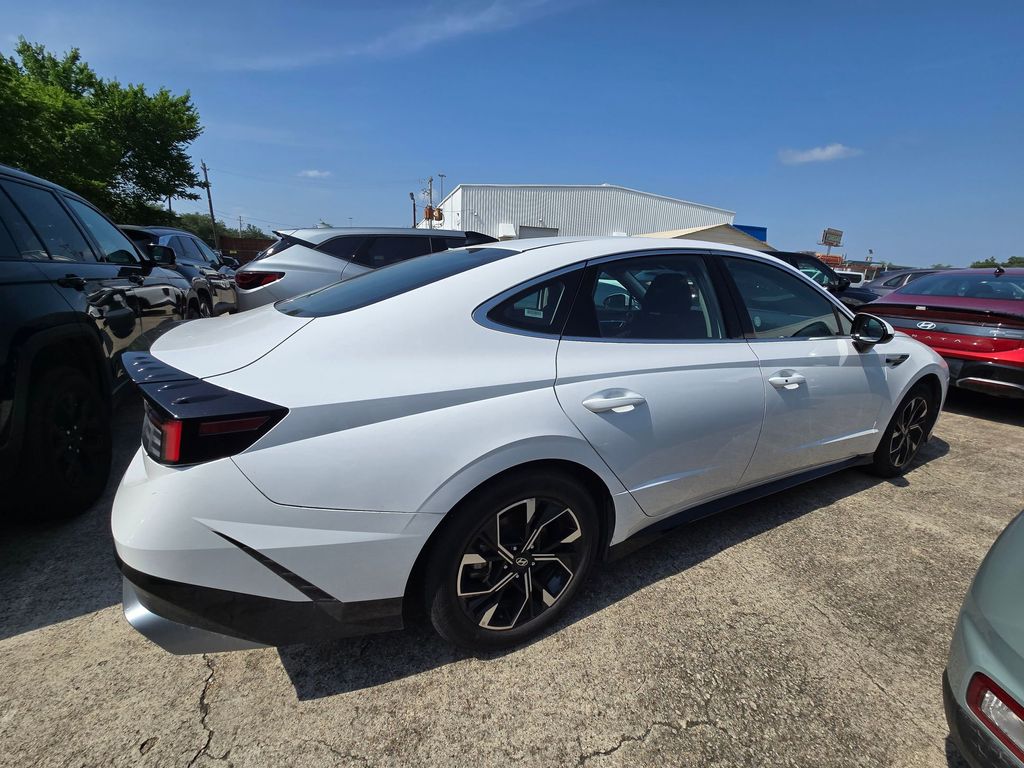 Thumbnail: 2025 Hyundai Sonata - 4