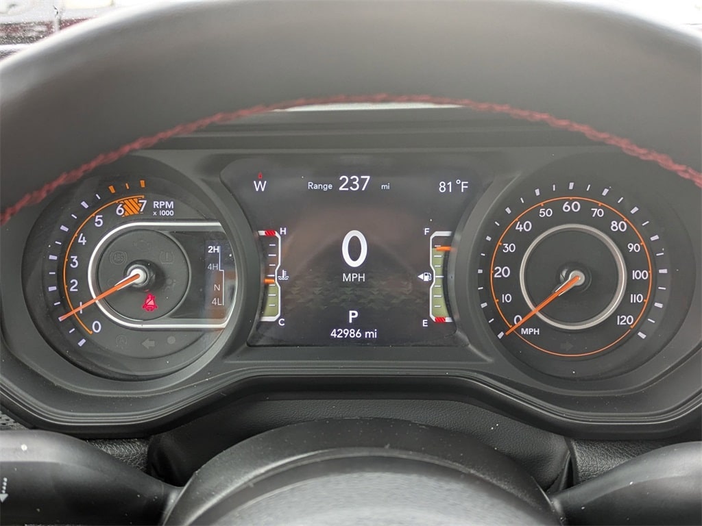 2024 Jeep Wrangler Rubicon 13