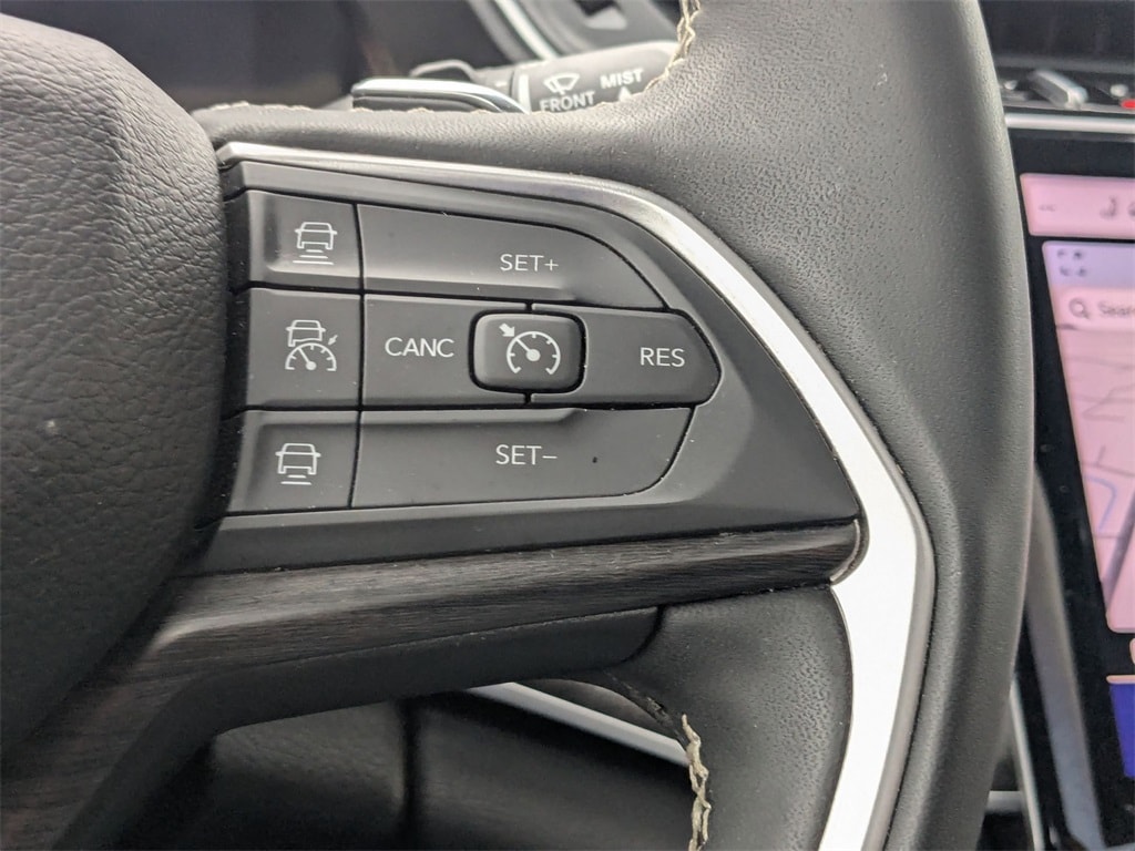 Thumbnail: 2024 Jeep Grand Cherokee L - 17