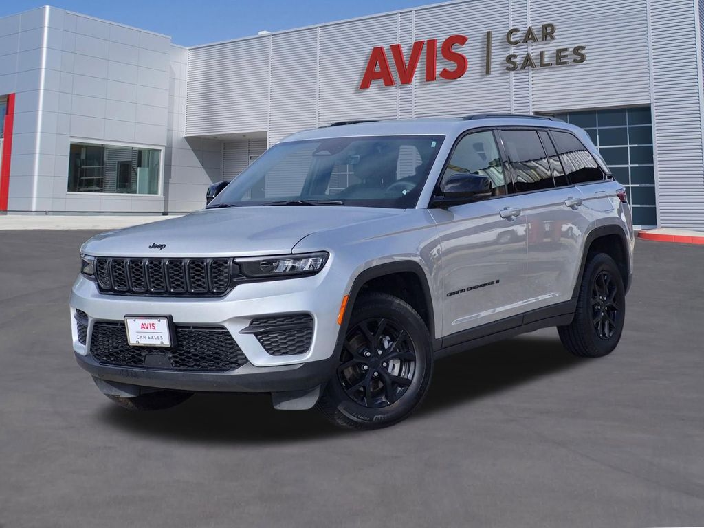 Thumbnail: 2025 Jeep Grand Cherokee - 1