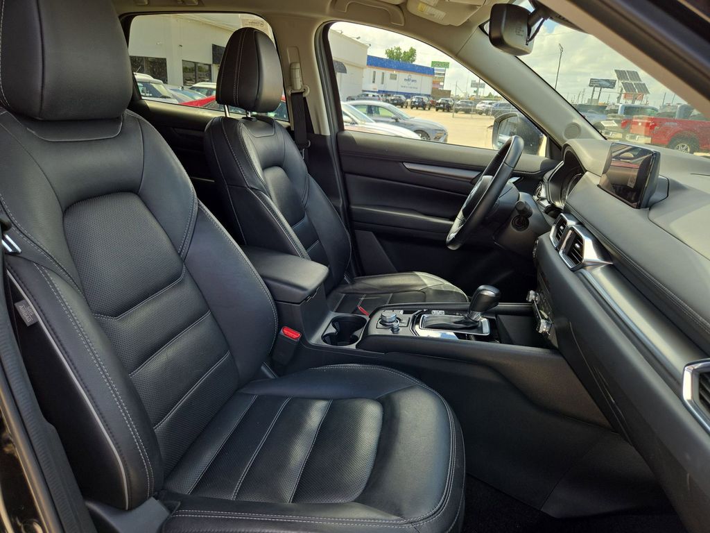 Thumbnail: 2025 Mazda CX-5 - 30