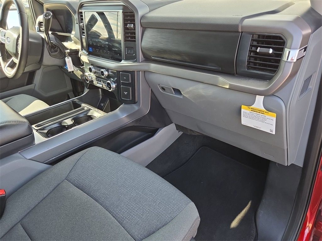 Thumbnail: 2025 Ford F-150 - 32