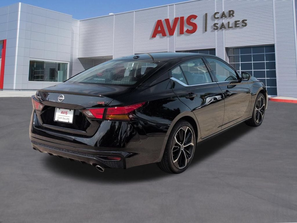 Thumbnail: 2025 Nissan Altima - 6