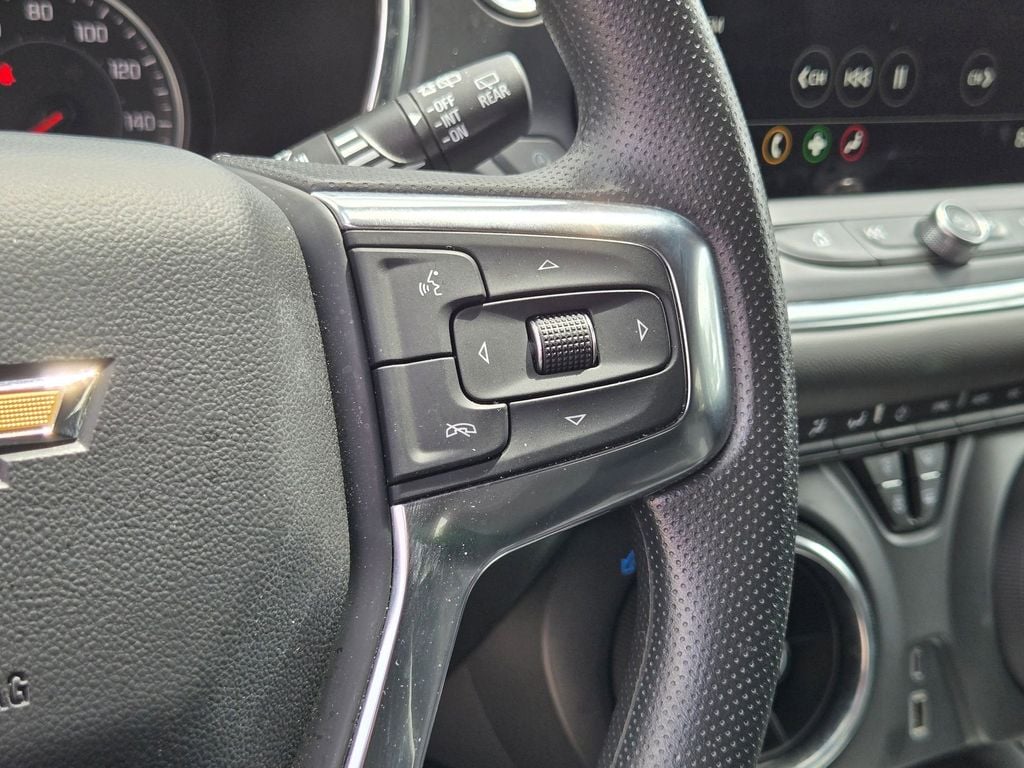 Thumbnail: 2025 Chevrolet Blazer - 23