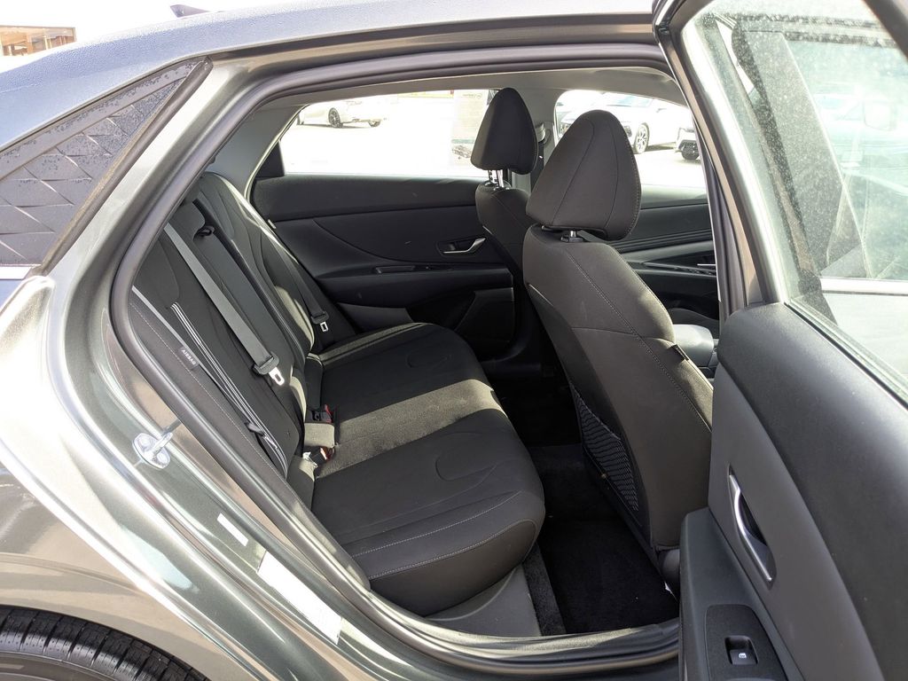 Thumbnail: 2025 Hyundai Elantra - 26