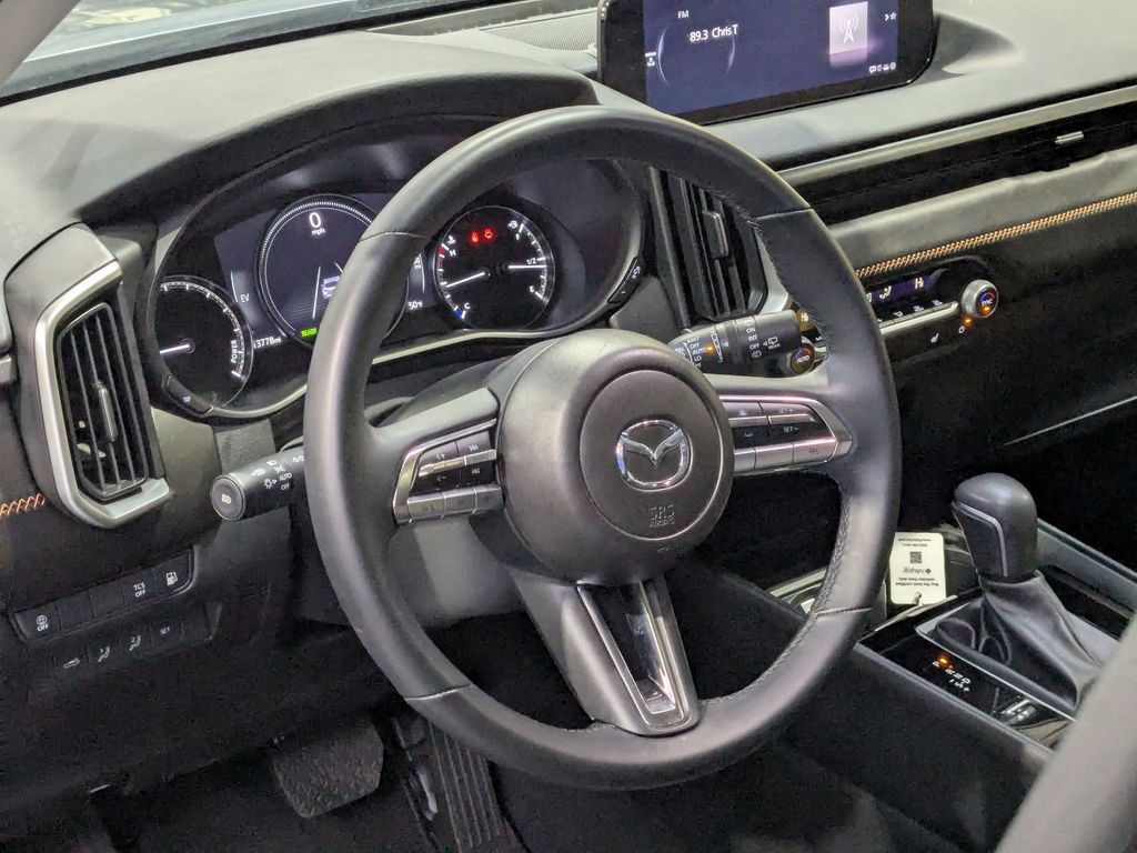 Thumbnail: 2025 Mazda CX-50 - 15