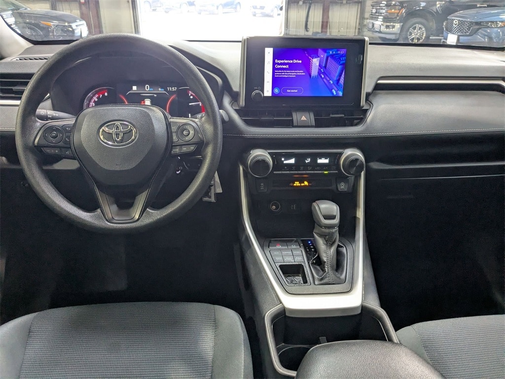 Thumbnail: 2025 Toyota RAV4 - 27