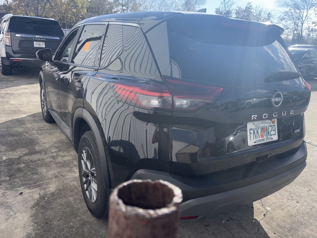 Thumbnail: 2023 Nissan Rogue - 4