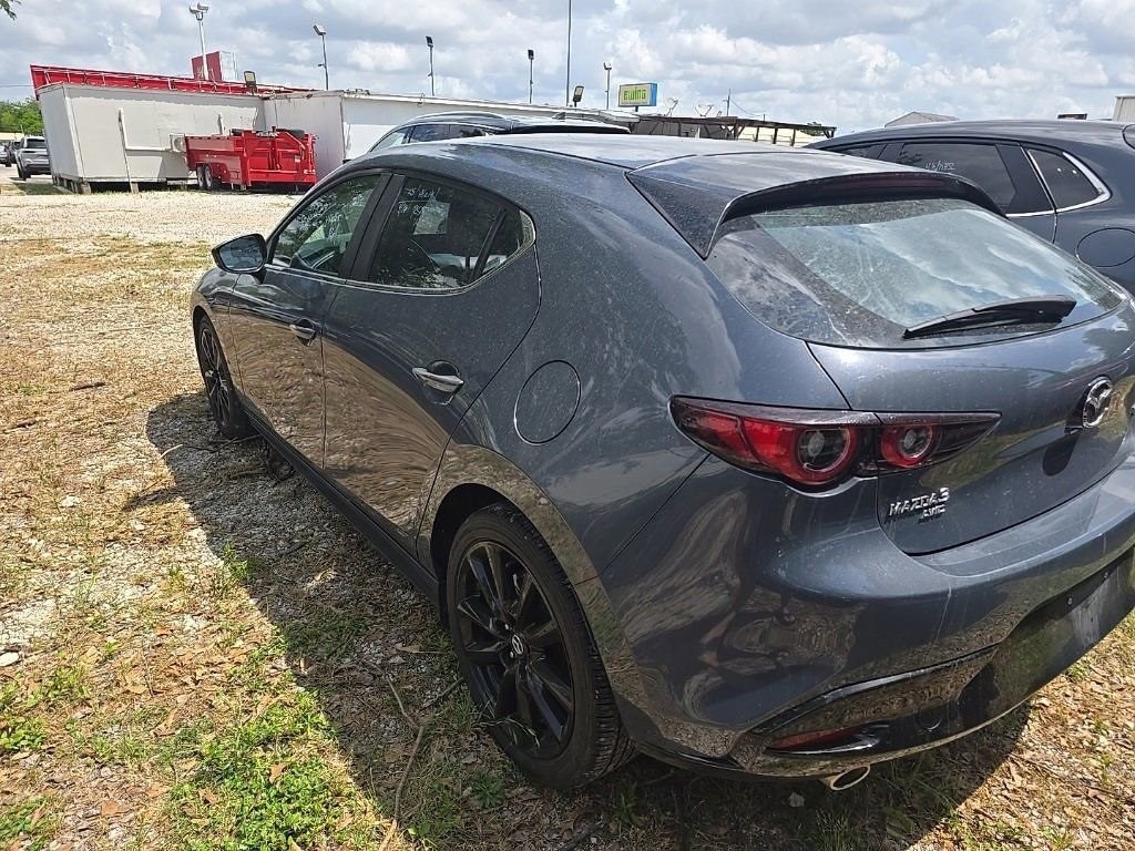 2024 Mazda Mazda3 Carbon Edition 3
