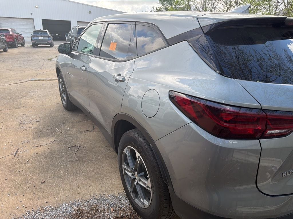 Thumbnail: 2025 Chevrolet Blazer - 5