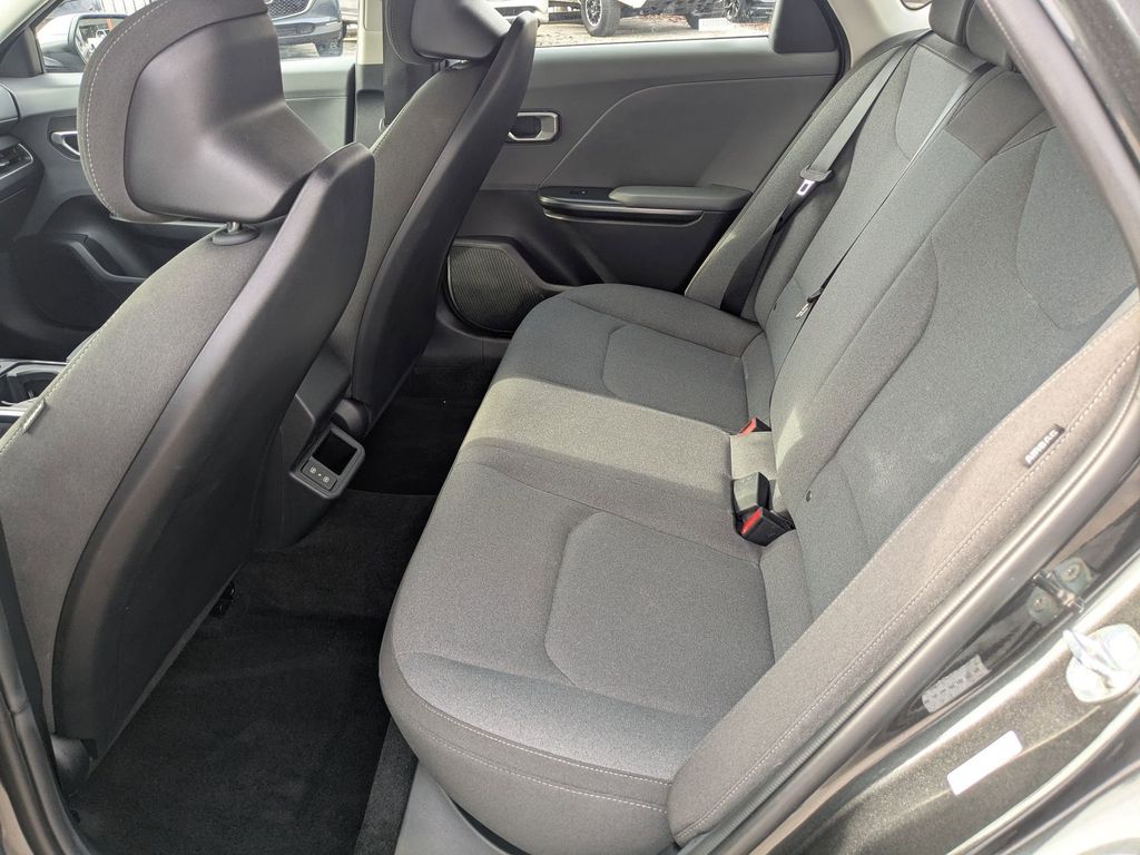 Thumbnail: 2025 Kia K4 - 26