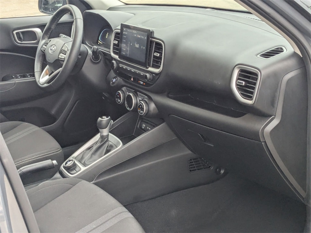 Thumbnail: 2025 Hyundai Venue - 32