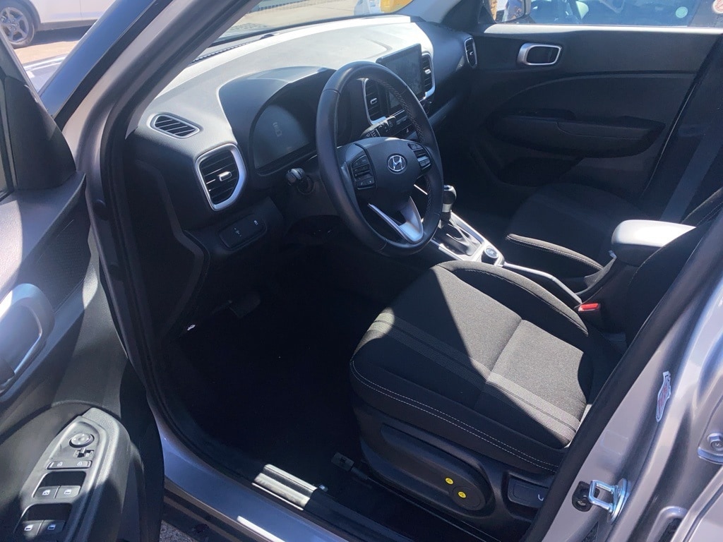 Thumbnail: 2025 Hyundai Venue - 7