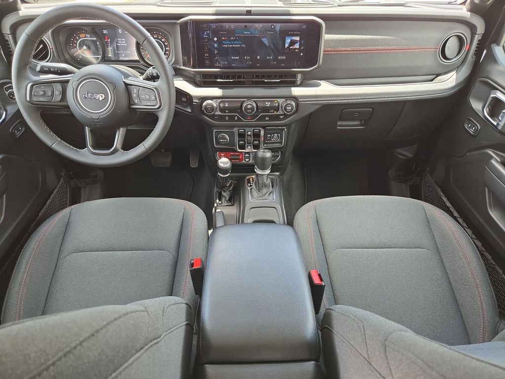 Thumbnail: 2025 Jeep Wrangler - 25