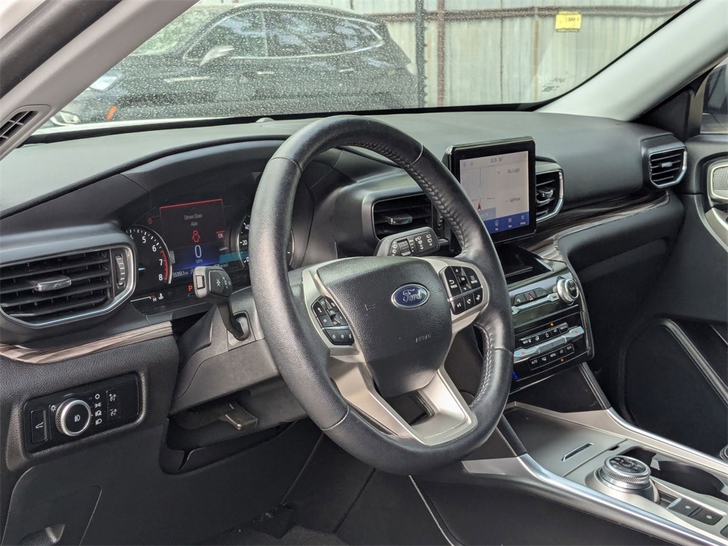 2023 Ford Explorer Limited 14