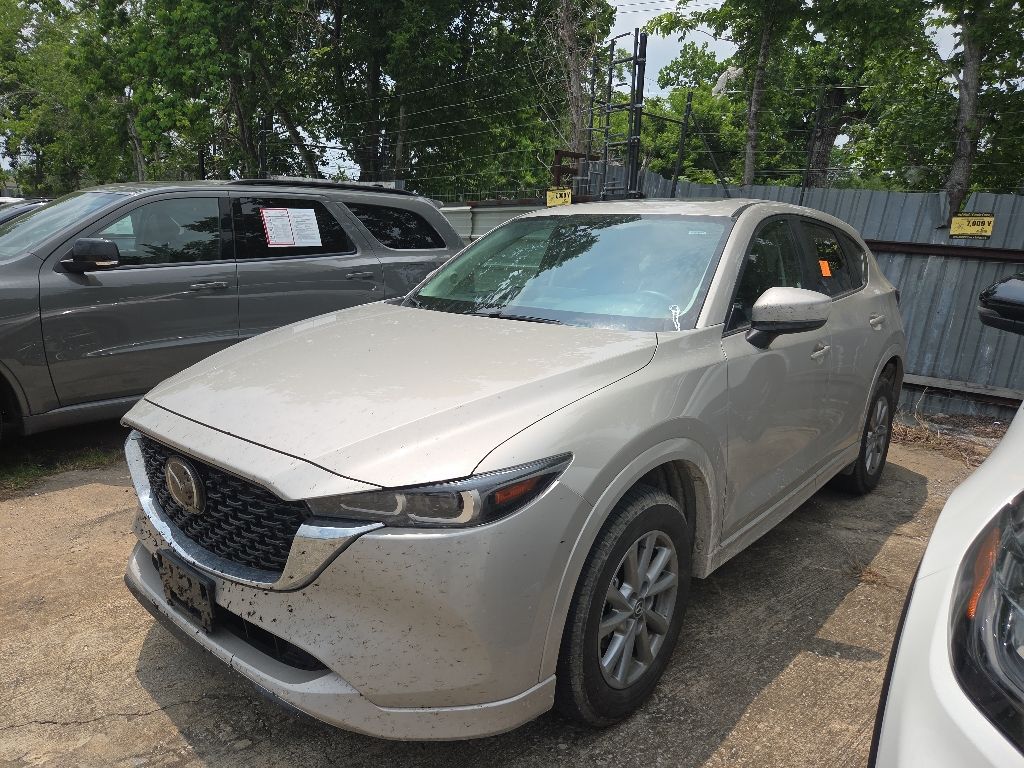2025 Mazda CX-5 S Preferred package Auto AWD's photo