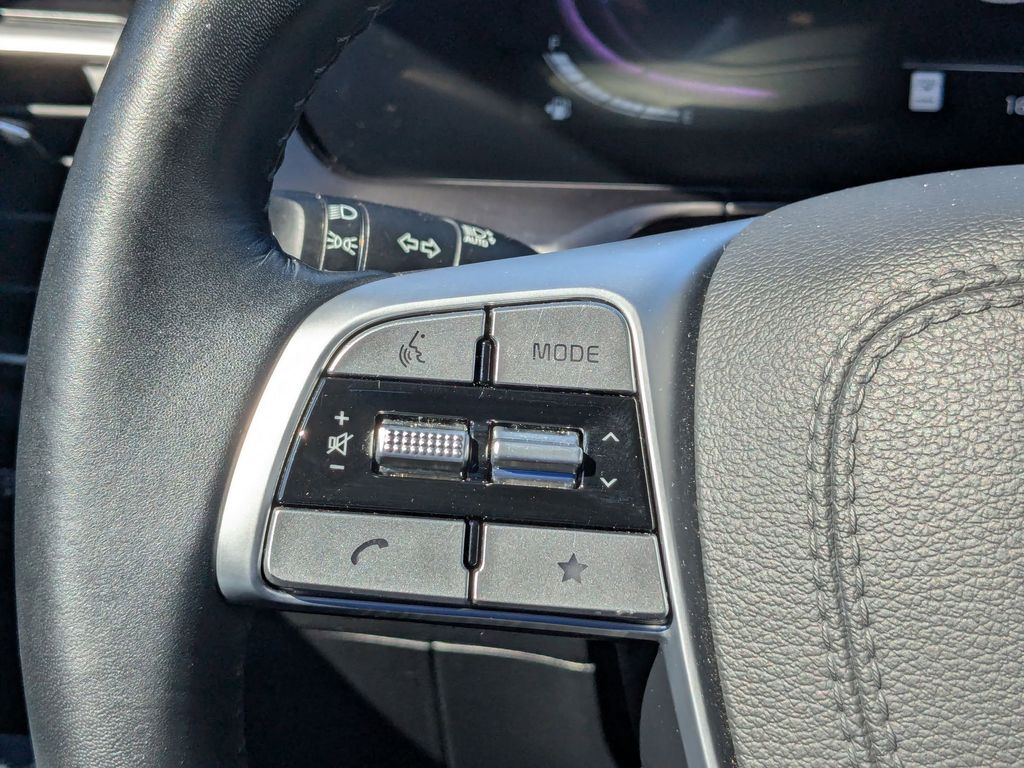 Thumbnail: 2025 Kia Telluride - 16