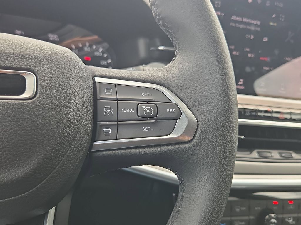 Thumbnail: 2025 Jeep Compass - 21