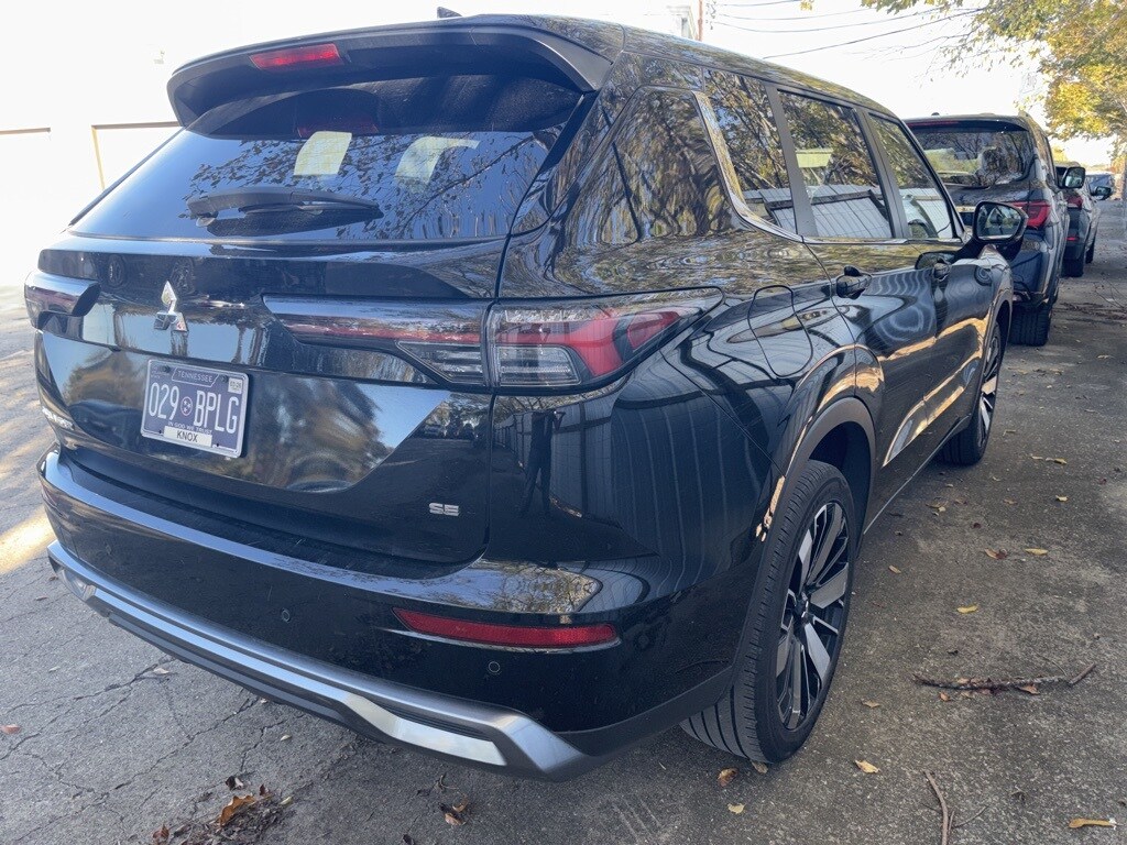 Certified 2025 Mitsubishi Outlander SE SUV