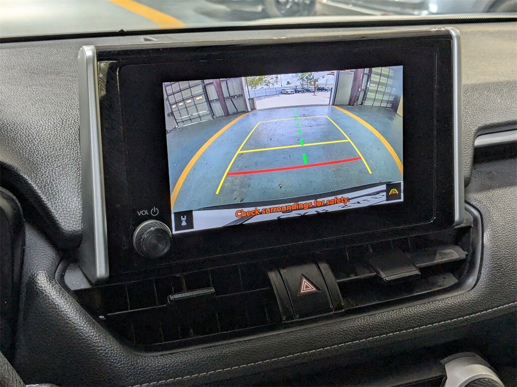 Thumbnail: 2023 Toyota RAV4 - 20