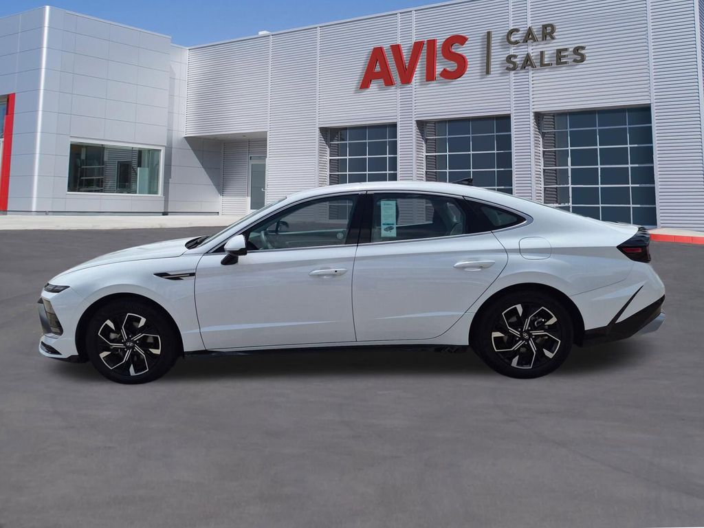 Thumbnail: 2025 Hyundai Sonata - 10