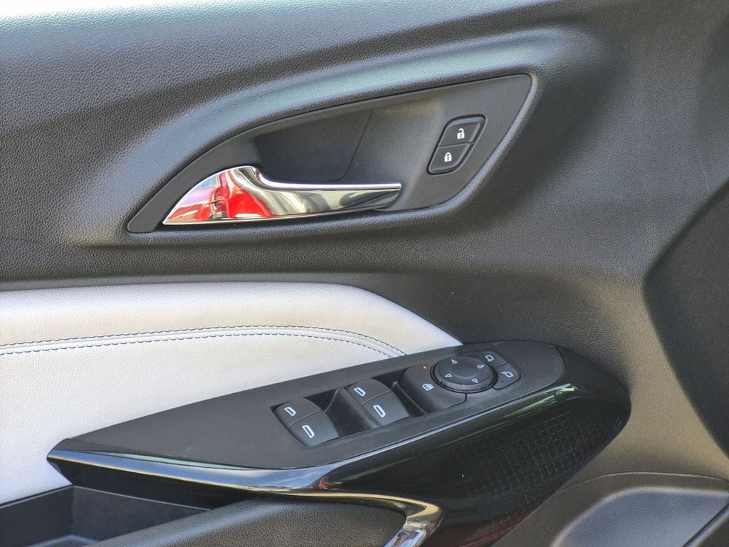 Thumbnail: 2025 Chevrolet Trax - 13