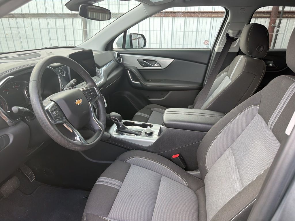 Thumbnail: 2025 Chevrolet Blazer - 4