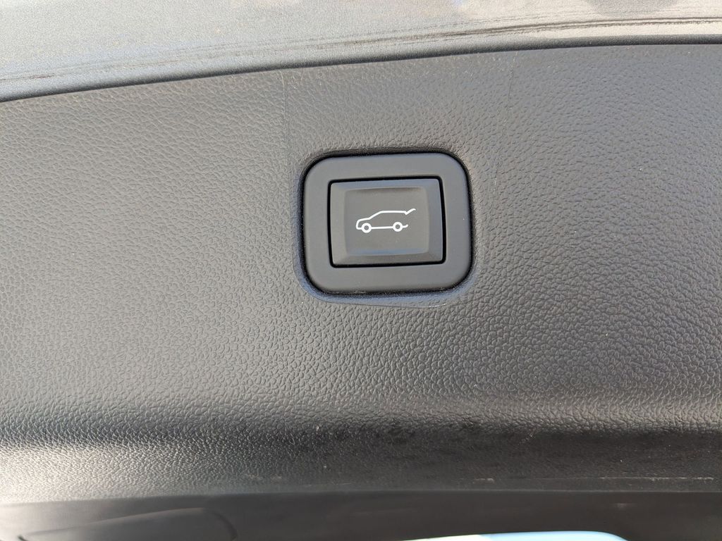 Thumbnail: 2025 Chevrolet Blazer - 28