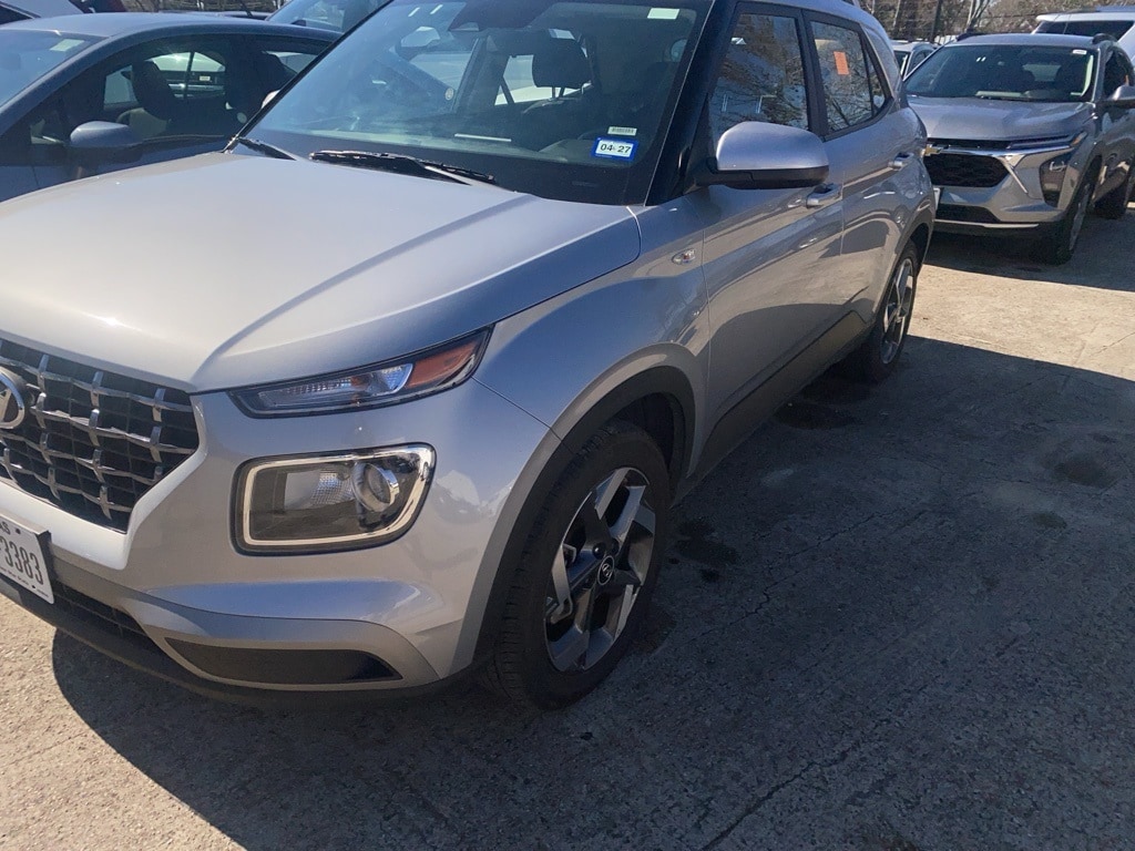 Thumbnail: 2025 Hyundai Venue - 1