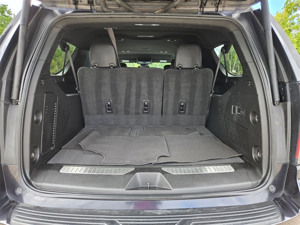 Thumbnail: 2023 Chevrolet Suburban - 22