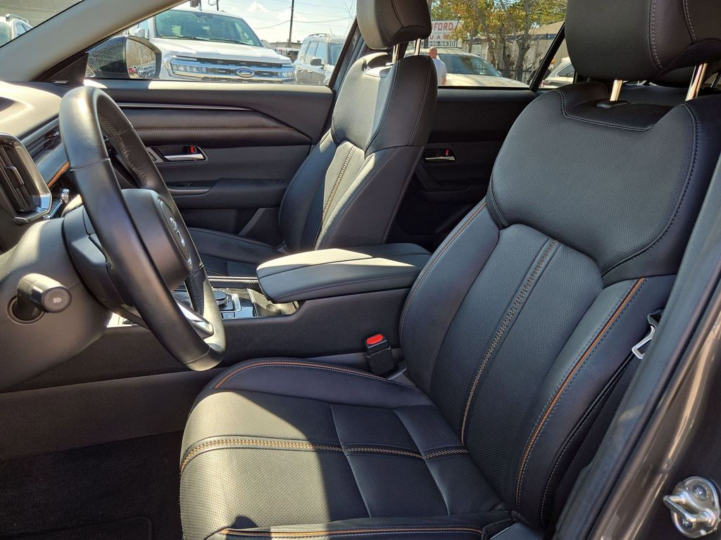 Thumbnail: 2025 Mazda CX-50 - 15