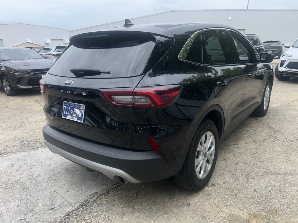 Thumbnail: 2024 Ford Escape - 4