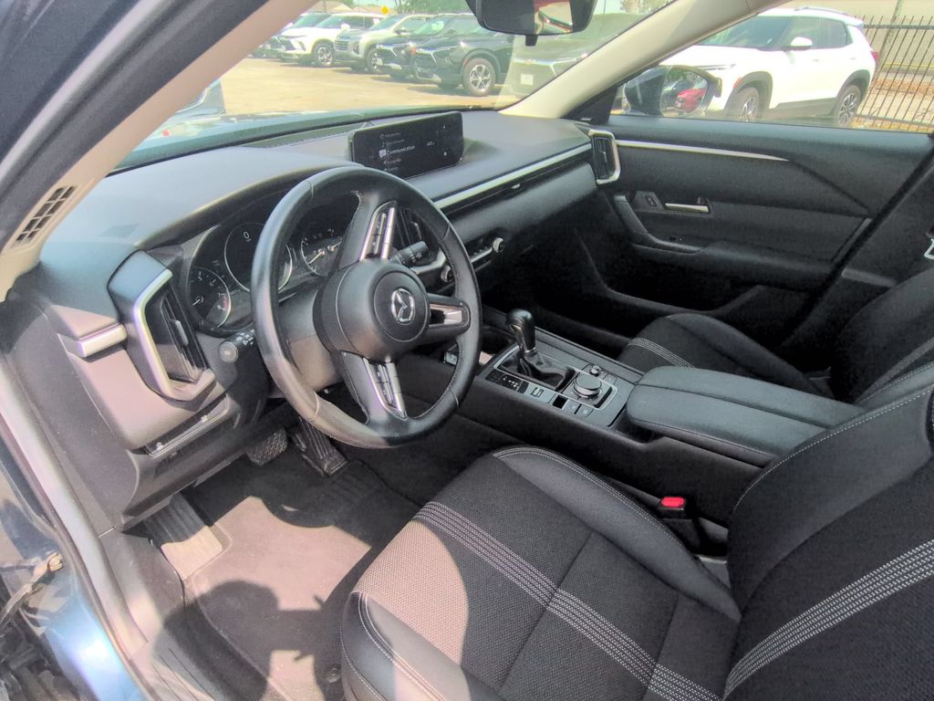 Thumbnail: 2025 Mazda CX-50 - 15