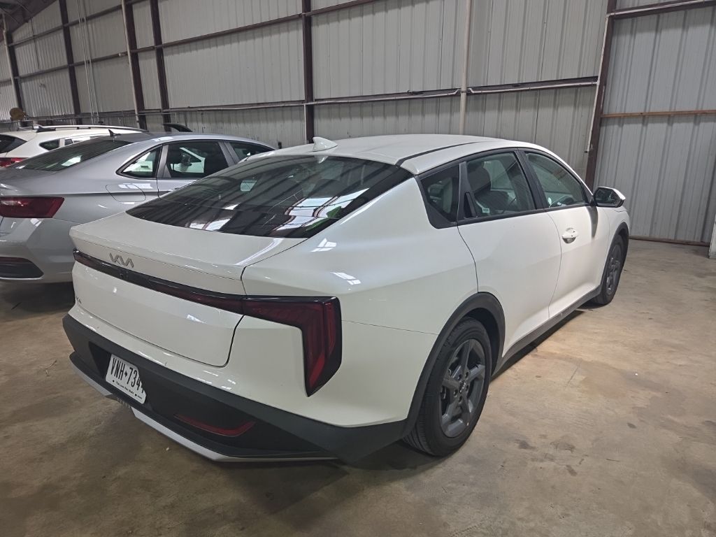 Thumbnail: 2025 Kia K4 - 11