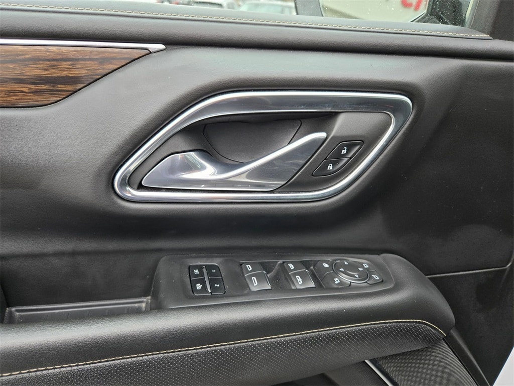 Thumbnail: 2023 Chevrolet Suburban - 13