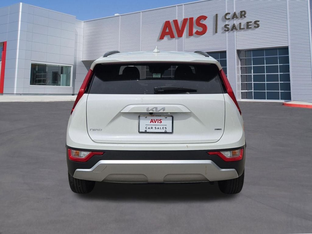 Thumbnail: 2025 Kia Niro - 5